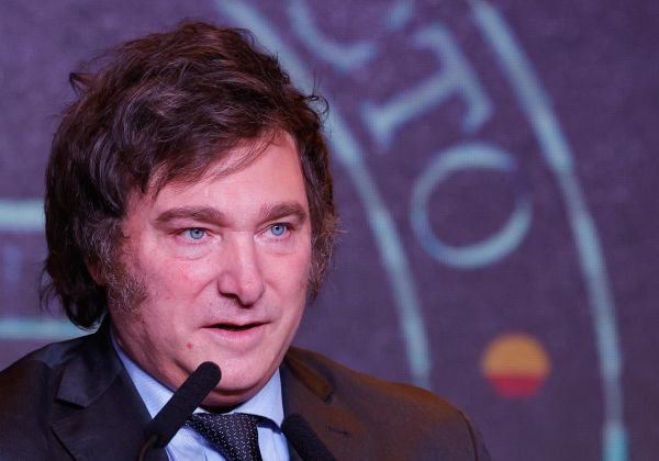 Oración a Javier Milei