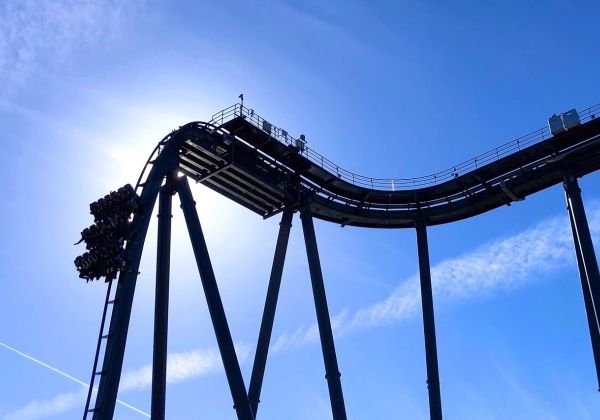 Oración para amarrar a una mujer